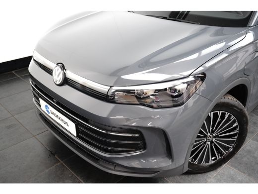 Volkswagen Tiguan 1.5 TSI DSG-6 eHybrid 204PK Life Edition | TREKHAAK | 360 CAMERA | STOELVERW. | NAVI BY APP | LED... ActivLease financial lease