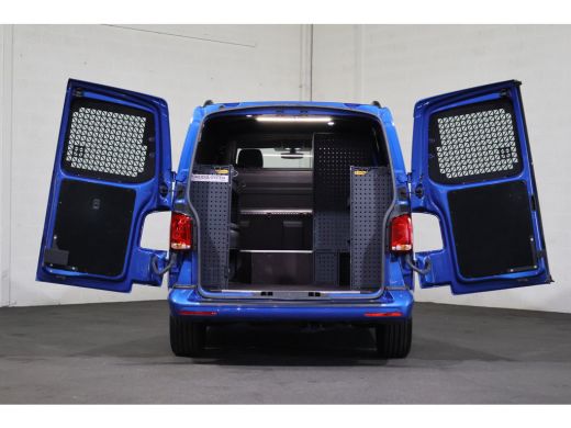 Volkswagen Transporter 2.0 TDI L1 H1 150pk Bulli Automaat ActivLease financial lease