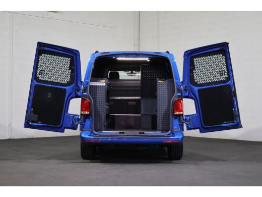 Volkswagen Transporter 2.0 TDI L1 H1 150pk Bulli Automaat ActivLease financial lease