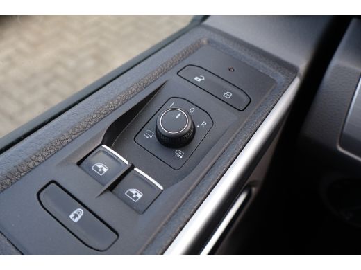 Volkswagen Transporter 2.0 TDI L1 H1 150pk Bulli Automaat ActivLease financial lease