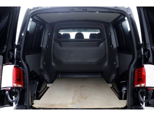 Volkswagen Transporter T6.1 2.0 TDI 110pk Lang D.C. Comfortline Airco/Navi/Camera 03-2021 ActivLease financial lease
