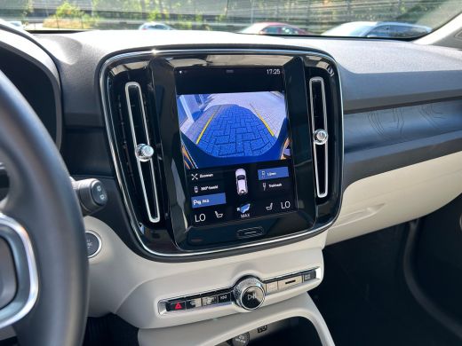 Volvo  XC40 T5 Ultimate Dark | Trekhaak | Pano | Memory | Harman/Kardon | Pilot Assist | ActivLease financial lease