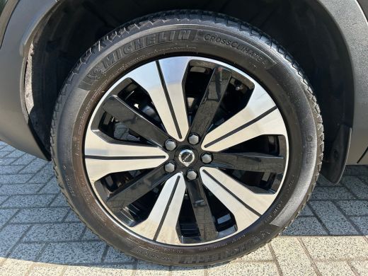 Volvo  XC40 T5 Ultimate Dark | Trekhaak | Pano | Memory | Harman/Kardon | Pilot Assist | ActivLease financial lease