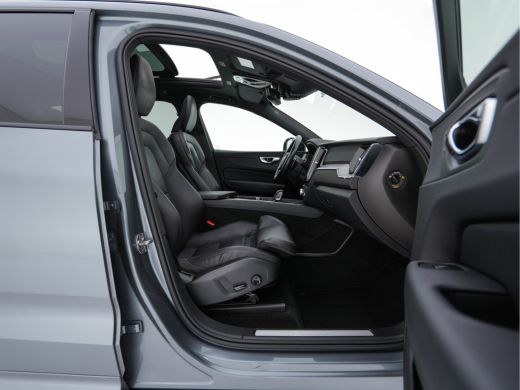Volvo  XC60 2.0 B5 R-Design Business Pro (INCL-BTW) Aut. *PANO | LEATHER | MEMORY-PACK | HEATED-SPORTSEATS | ... ActivLease financial lease