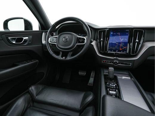 Volvo  XC60 2.0 B5 R-Design Business Pro (INCL-BTW) Aut. *PANO | LEATHER | MEMORY-PACK | HEATED-SPORTSEATS | ... ActivLease financial lease