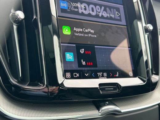 Volvo  XC60 2.0 T6 Plug-in hybrid AWD Ultimate Dark | Pano | HU-Display | Stoel & stuurverwarming | Memory | ... ActivLease financial lease