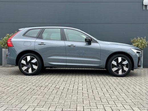 Volvo  XC60 2.0 T6 Plug-in hybrid AWD Ultimate Dark | Pano | HU-Display | Stoel & stuurverwarming | Memory | ... ActivLease financial lease