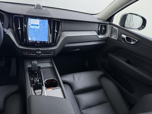 Volvo  XC60 2.0 T8 Plug-in hybrid AWD Ultra Dark VAN:49.900,- VOOR:46.877,- UW HERFSTVOORDEEL:3.023,- T8 12 M... ActivLease financial lease