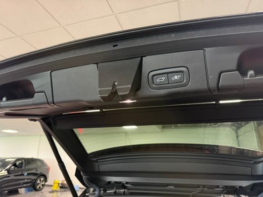 Volvo  XC60 T6 AWD Recharge Plus Dark Long Range | Trekhaak | Harman Kardon | Adaptieve Cruise Control | Stoe... ActivLease financial lease