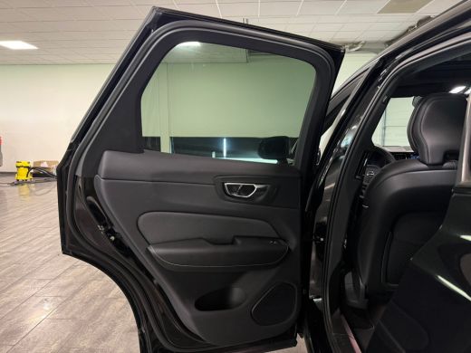 Volvo  XC60 T6 AWD Recharge Plus Dark Long Range | Trekhaak | Harman Kardon | Adaptieve Cruise Control | Stoe... ActivLease financial lease