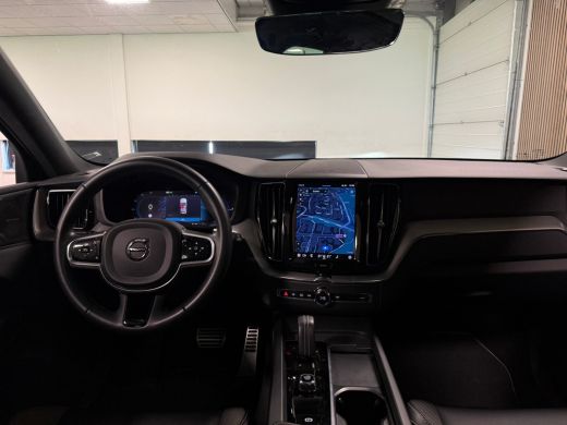 Volvo  XC60 T6 AWD Recharge Plus Dark Long Range | Trekhaak | Harman Kardon | Adaptieve Cruise Control | Stoe... ActivLease financial lease