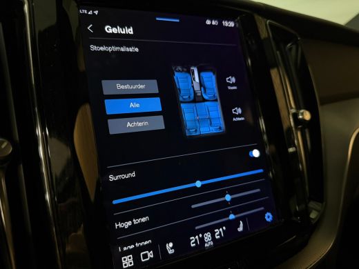 Volvo  XC60 T6 AWD Recharge Plus Dark Long Range | Trekhaak | Harman Kardon | Adaptieve Cruise Control | Stoe... ActivLease financial lease