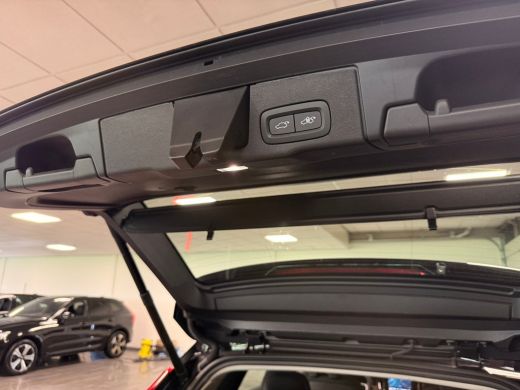 Volvo  XC60 T6 AWD Recharge Plus Dark | MY26 Facelift | Schuifdak | Trekhaak | 360&deg; Camera | | Head-Up Displa... ActivLease financial lease