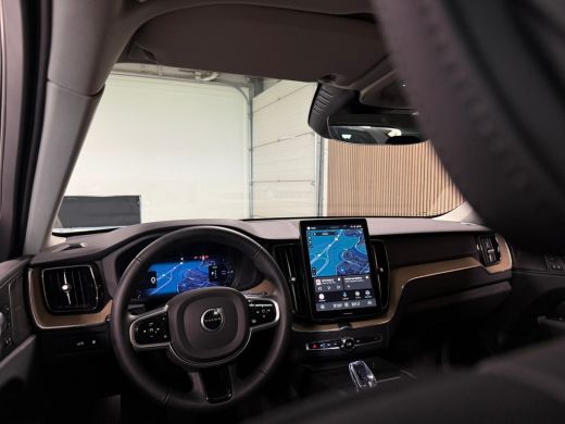 Volvo  XC60 T6 AWD Recharge Plus Dark | MY26 Facelift | Schuifdak | Trekhaak | 360&deg; Camera | | Head-Up Displa... ActivLease financial lease