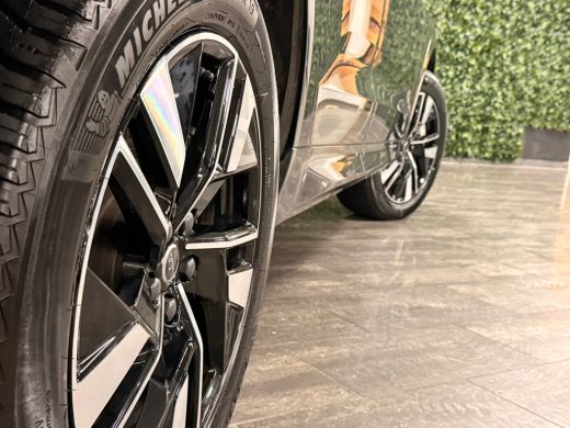 Volvo  XC60 T6 AWD Recharge Plus Dark | MY26 Facelift | Schuifdak | Trekhaak | 360&deg; Camera | | Head-Up Displa... ActivLease financial lease