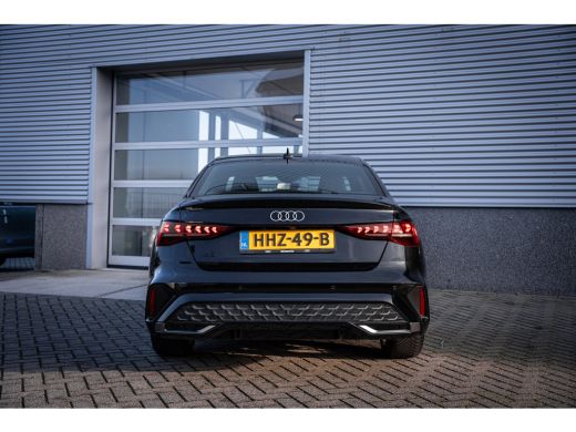 Audi A3 Limousine 30 TFSI S edition | Airco (automatisch) | Apple Carplay/Android Auto|telefoonintegratie... ActivLease financial lease