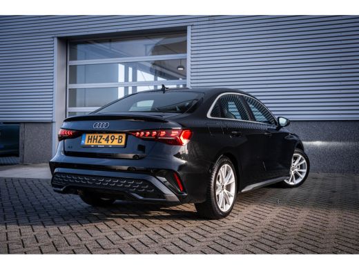 Audi A3 Limousine 30 TFSI S edition | Airco (automatisch) | Apple Carplay/Android Auto|telefoonintegratie... ActivLease financial lease