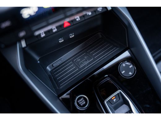 Audi A3 Limousine 30 TFSI S edition | Airco (automatisch) | Apple Carplay/Android Auto|telefoonintegratie... ActivLease financial lease