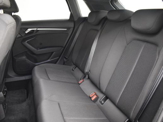 Audi A3 Sportback 35 TFSI Advanced edition 150Pk DSG/AUTO | Pano Dak | Stoelverwarming | Apple carplay An... ActivLease financial lease