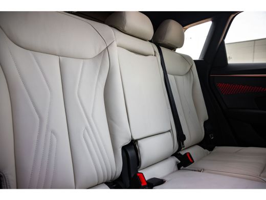 CUPRA Terramar 1.5 TSI e-Hybrid 272pk VZ Performance | Leder | Panoramadak | Trekhaak | 360 Camera | Sennheiser ... ActivLease financial lease