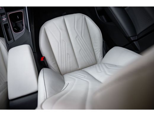 CUPRA Terramar 1.5 TSI e-Hybrid 272pk VZ Performance | Leder | Panoramadak | Trekhaak | 360 Camera | Sennheiser ... ActivLease financial lease
