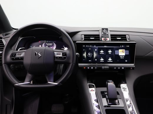DS DS 7 E-Tense 300 4x4 Rivoli | Leder | Elektrische stoelen | Dodehoek | Adaptieve cruise | Led | ActivLease financial lease