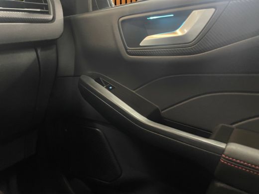 Ford Kuga 2.5 PHEV ST-Line X | NL auto | 1e eig. | Trekhaak | Panoramadak | Memory | Camera | Adaptive Crui... ActivLease financial lease