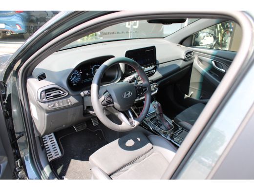 Hyundai i30 Wagon 1.5 T-GDi MHEV N Line AUTOMAAT | Afneembare trekhaak | Adaptive cruise control | Sportstoel... ActivLease financial lease
