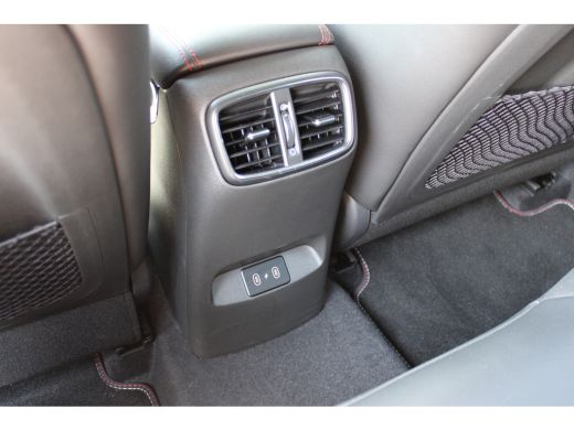 Hyundai i30 Wagon 1.5 T-GDi MHEV N Line AUTOMAAT | Afneembare trekhaak | Adaptive cruise control | Sportstoel... ActivLease financial lease