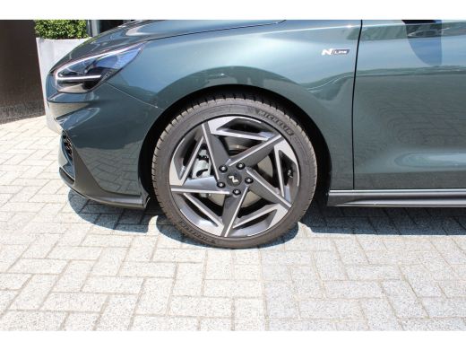 Hyundai i30 Wagon 1.5 T-GDi MHEV N Line AUTOMAAT | Afneembare trekhaak | Adaptive cruise control | Sportstoel... ActivLease financial lease