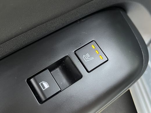 Hyundai Kona 1.6 GDI 141pk HEV Premium Sky | Premium audio | 360 camera | Schuif-kanteldak | Bestuurdersstoel ... ActivLease financial lease
