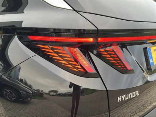 Hyundai Tucson 1.6 T-GDI 265pk PHEV Premium 4WD | Leder | Carplay | Climate | Keyless | Navigatie | Elek. Klep |... ActivLease financial lease