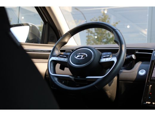 Hyundai Tucson 1.6 T-GDI PHEV Comfort Smart 4WD PHEV 265pk 4WD | Achteruitrijcamera | Actieve rijbaanassistentie... ActivLease financial lease