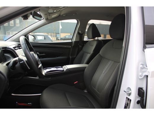 Hyundai Tucson 1.6 T-GDI PHEV Comfort Smart 4WD PHEV 265pk 4WD | Achteruitrijcamera | Actieve rijbaanassistentie... ActivLease financial lease
