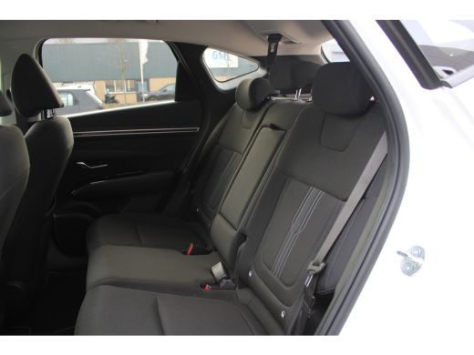 Hyundai Tucson 1.6 T-GDI PHEV Comfort Smart 4WD PHEV 265pk 4WD | Achteruitrijcamera | Actieve rijbaanassistentie... ActivLease financial lease