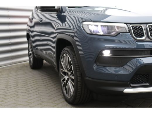 Jeep Compass 1.5T e-HYBRID 130PK LIMITED AUTOMAAT / NAVI / LEDER / CLIMA / FULL-LED / CAMERA / 19" LMV / KEYLE... ActivLease financial lease