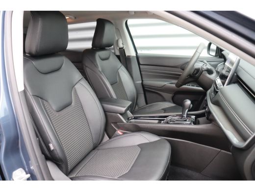 Jeep Compass 1.5T e-HYBRID 130PK LIMITED AUTOMAAT / NAVI / LEDER / CLIMA / FULL-LED / CAMERA / 19" LMV / KEYLE... ActivLease financial lease