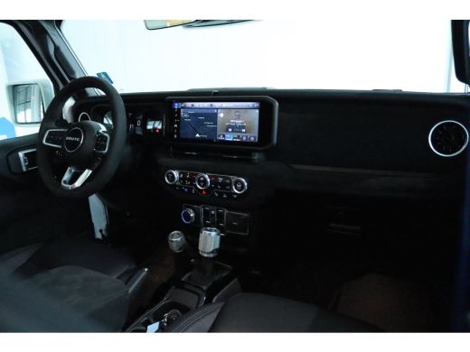 Jeep Wrangler Unlimited 4xe 380 Sahara BRUTE ''OP AFSPRAAK'' | NL-Auto | BRASS | Skyone | Adaptieve Demping | A... ActivLease financial lease