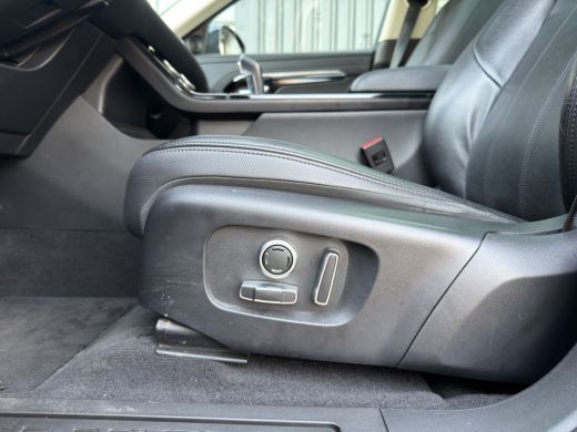 Land Rover Range Rover Evoque 1.5 P300e AWD SE 309 PK Panoramadak | Volleder | 360 Camera | Elektrische stoel | | 18" Velgen | ... ActivLease financial lease