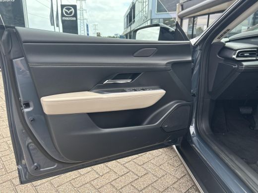 Mazda 6 Takumi Business Edition 68.8 kWh Gratis trekhaak actie! | Rondomzicht camera | stoel en stuur ver... ActivLease financial lease