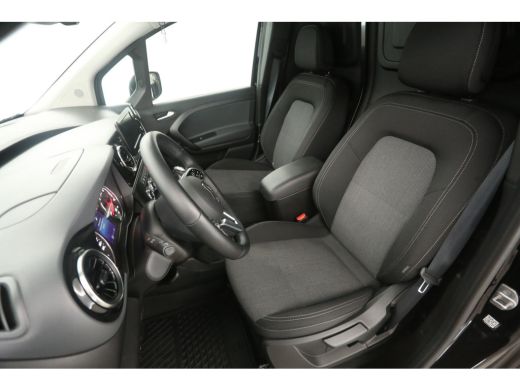 Mercedes-Benz eCitan 112 Pro 51 kWh 122PK | Snelladen | SOH 98% | Camera | Clima | LED | Navi | Parkeersens. ActivLease financial lease