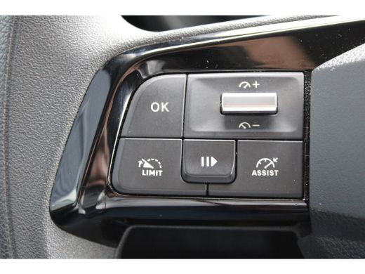 Opel Combo 1.5D 102 PK 10" SCHERM + DRAADLOOS CARPLAY | BETONPLEX VLOER | LAGE KM STAND ActivLease financial lease