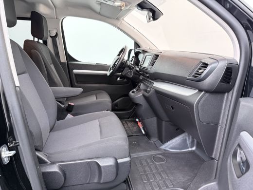 Opel Vivaro 2.0 Diesel 180pk Automaat L3 DC | Bumpers in carrosseriekleur | Cruise control | LED dagrijverlic... ActivLease financial lease