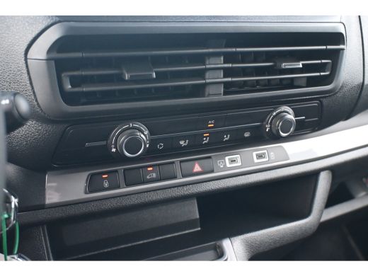 Opel Vivaro-e Standaard - Electric L2 | Navigatie | Parkeersensoren | Betimmering | Cruise Control | Airco | !! ActivLease financial lease