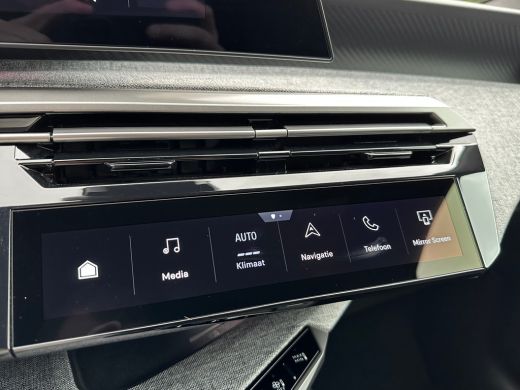 Peugeot 3008 1.2 Hybrid 136 Allure | Adapt. Cruise | Navigatie | Camera | Climate Control | Achterbank in dele... ActivLease financial lease