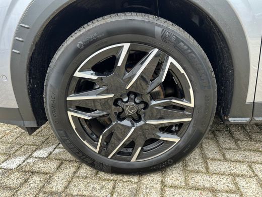 Peugeot 3008 1.2 Hybrid 136 Allure | Adapt. Cruise | Navigatie | Camera | Climate Control | Achterbank in dele... ActivLease financial lease