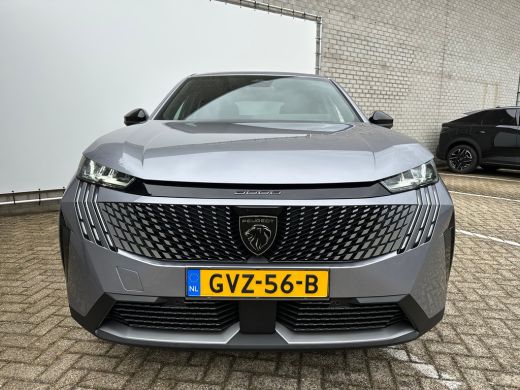 Peugeot 3008 1.2 Hybrid 136 Allure | Adapt. Cruise | Navigatie | Camera | Climate Control | Achterbank in dele... ActivLease financial lease