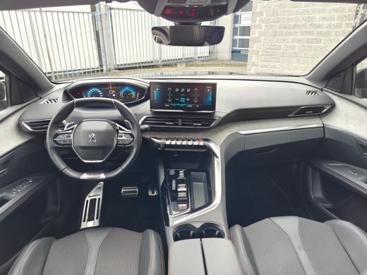 Peugeot 3008 1.6 HYbrid4 300 GT | Navigatie | Panoramadak | Camera | Adapt. Cruise | Achterbank in delen neerk... ActivLease financial lease