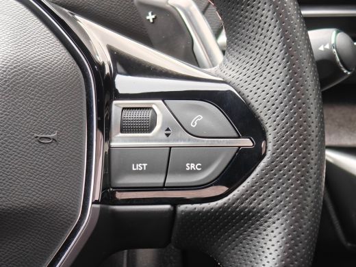 Peugeot 3008 1.6 HYbrid4 300 GT | Navigatie | Panoramadak | Camera | Adapt. Cruise | Achterbank in delen neerk... ActivLease financial lease