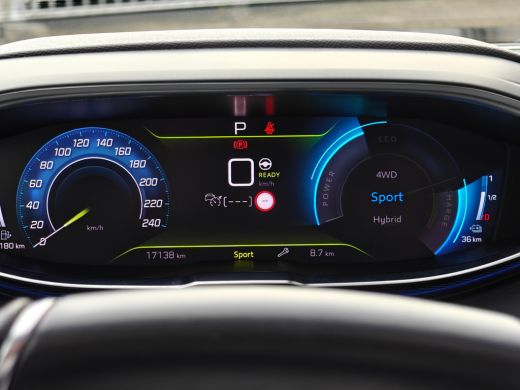 Peugeot 3008 1.6 HYbrid4 300 GT | Navigatie | Panoramadak | Camera | Adapt. Cruise | Achterbank in delen neerk... ActivLease financial lease
